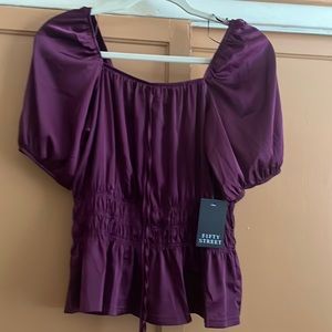 NWT SIZE Medium plum color short sleeve top